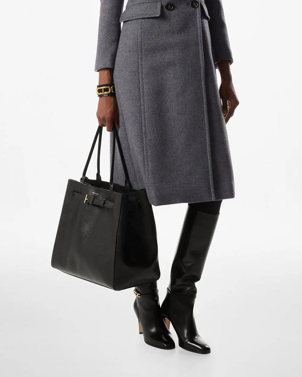 Large Audrey Grain Leather Tote in Black